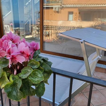 Apartment Marifra Garden Taormina Exterior foto